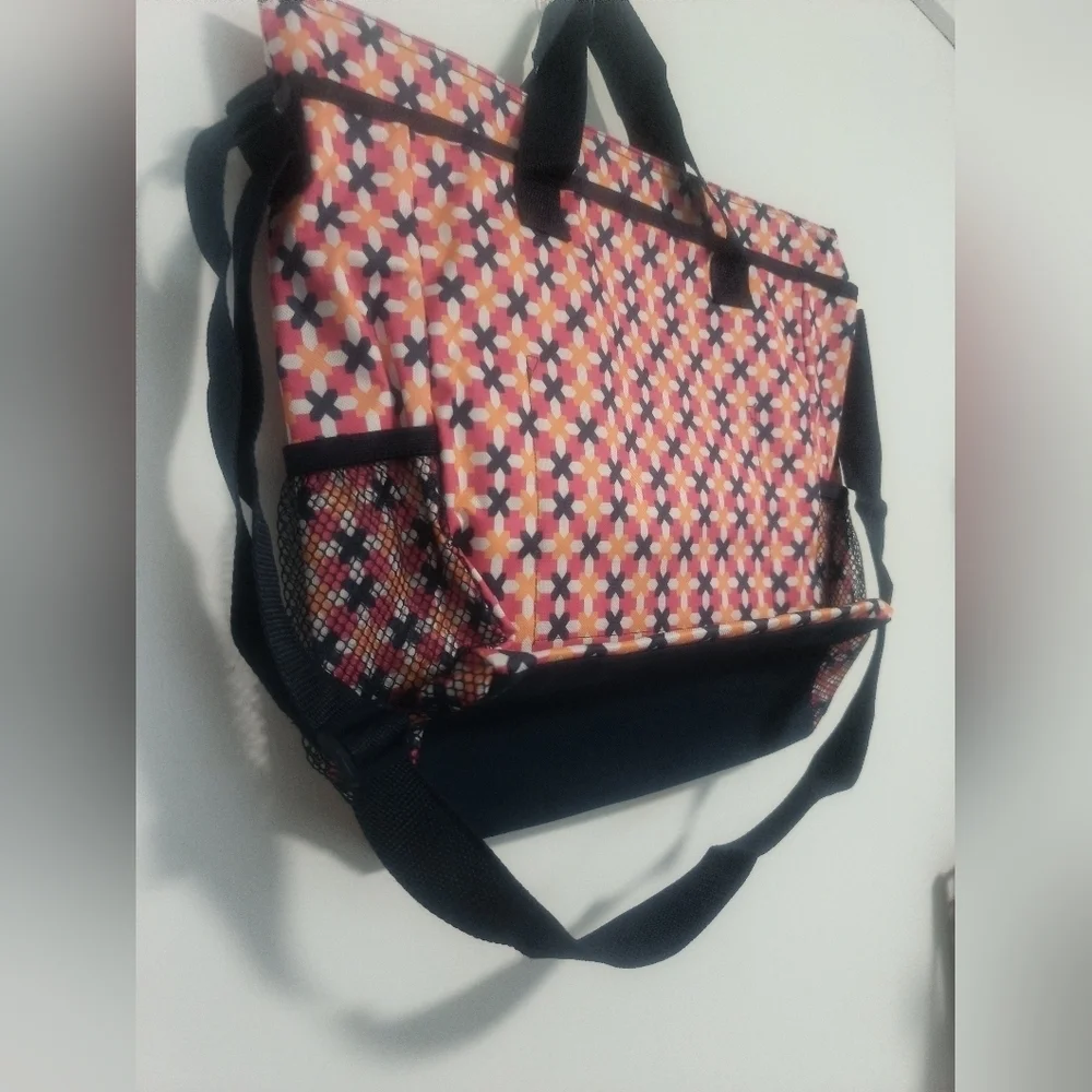 Thirty-One /Tropical Twist Crossbody Organizer / NWOT